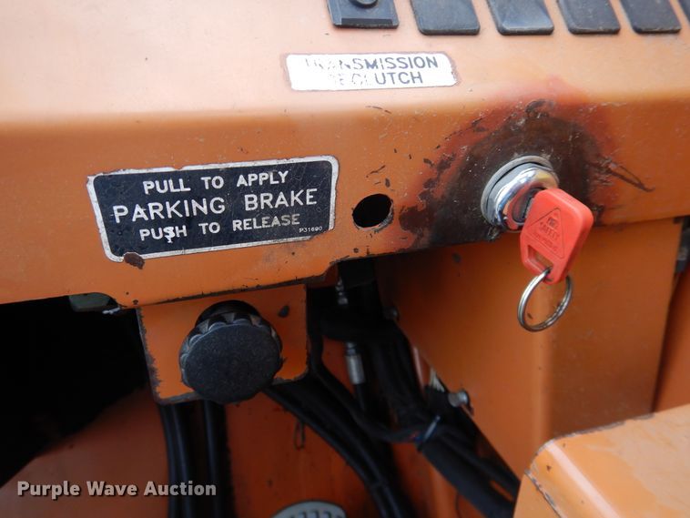 image for item IJ9330 1995 Lull 844C-42  telehandler