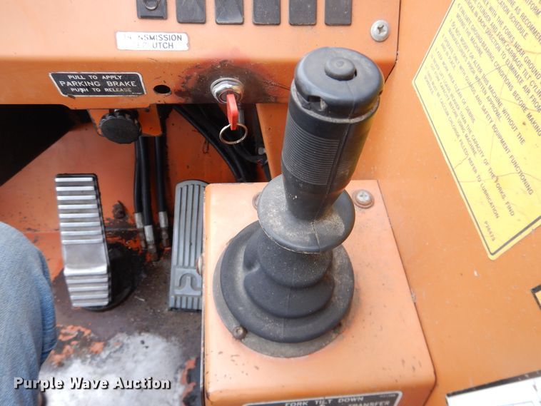 image for item IJ9330 1995 Lull 844C-42  telehandler