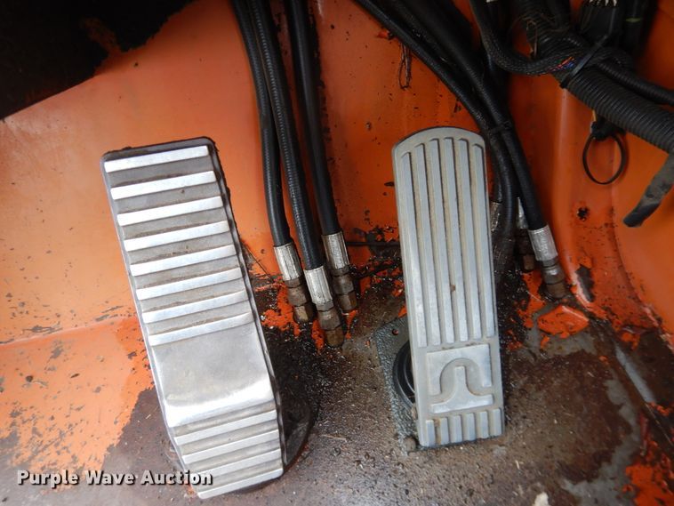 image for item IJ9330 1995 Lull 844C-42  telehandler