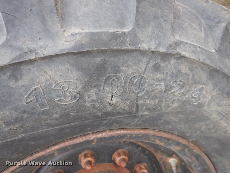 image for item IJ9330 1995 Lull 844C-42  telehandler