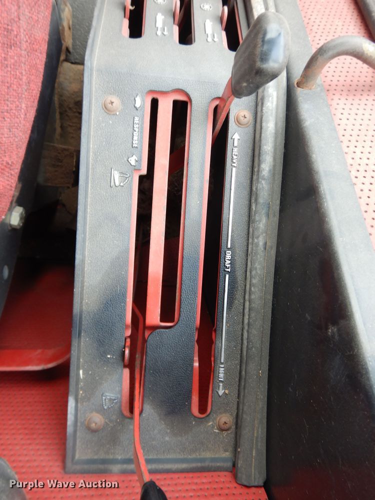 image for item IJ9338 1978 International 1586  tractor