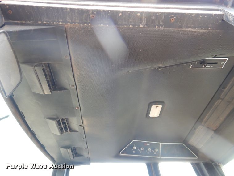 image for item IJ9338 1978 International 1586  tractor