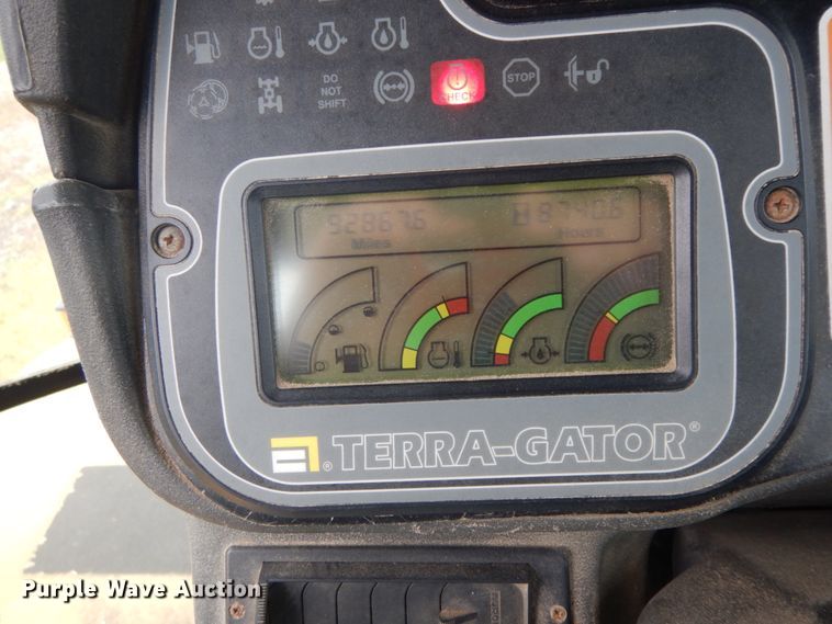 image for item IL9248 Ag-Chem TerraGator 8104  applicator