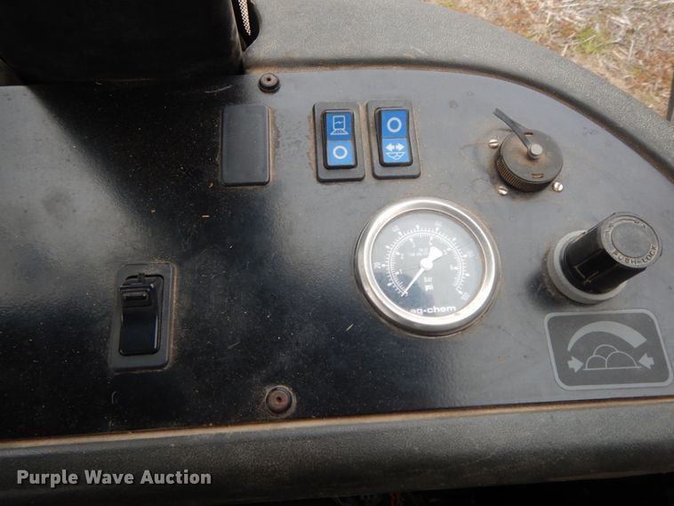 image for item IL9248 Ag-Chem TerraGator 8104  applicator