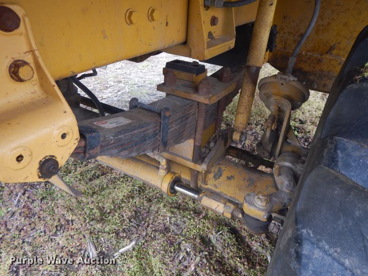 image for item IL9248 Ag-Chem TerraGator 8104  applicator