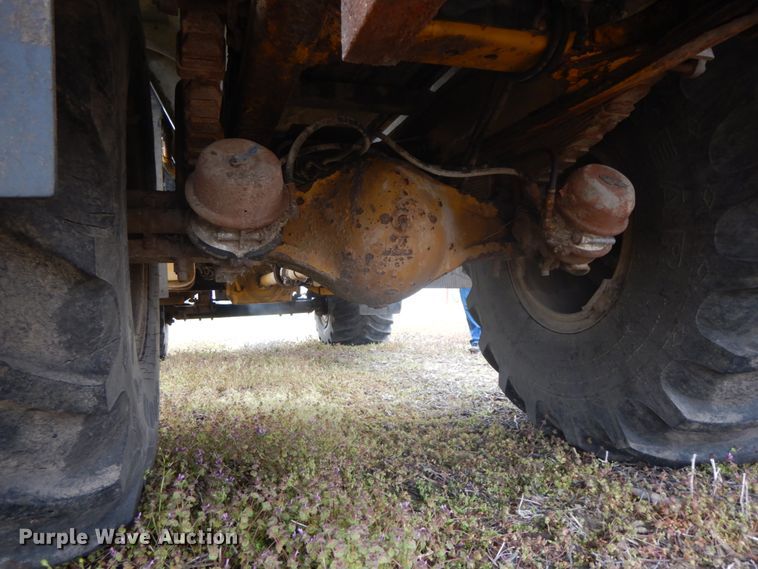 image for item IL9248 Ag-Chem TerraGator 8104  applicator