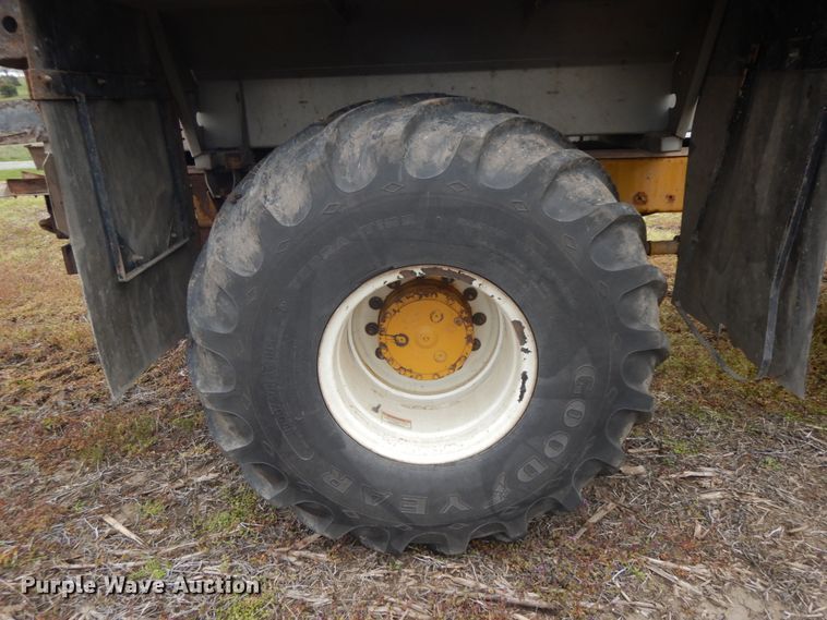 image for item IL9248 Ag-Chem TerraGator 8104  applicator