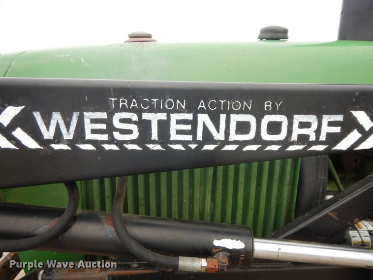 image for item IL9256 1973 John Deere 4230  tractor