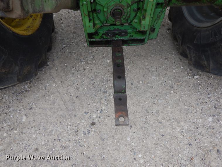 image for item IL9256 1973 John Deere 4230  tractor