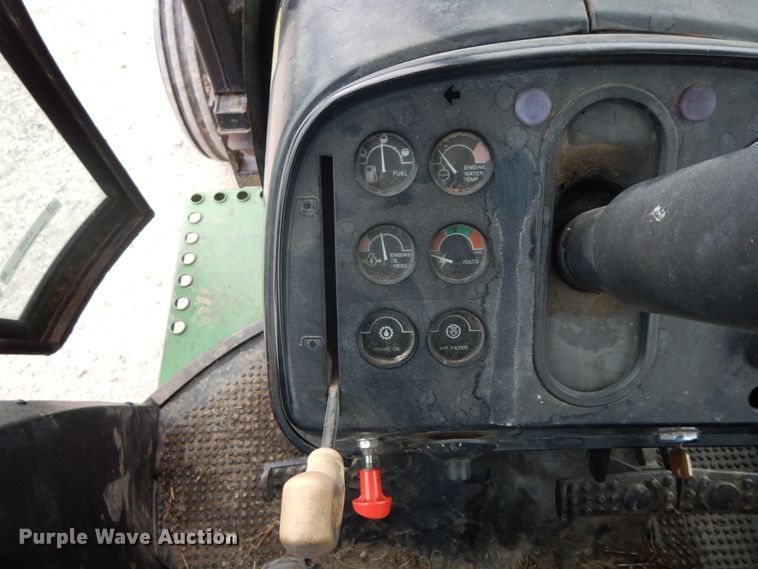 image for item IL9256 1973 John Deere 4230  tractor