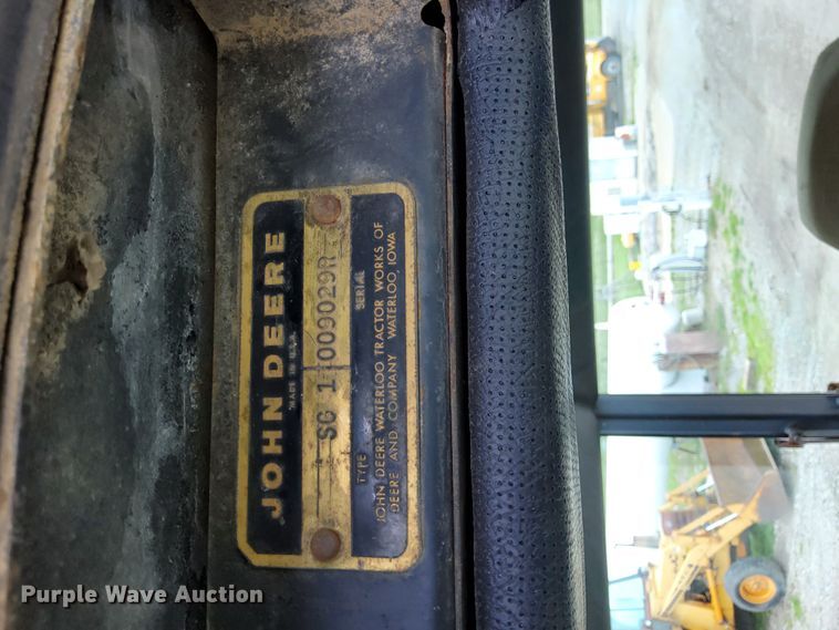 image for item IL9256 1973 John Deere 4230  tractor