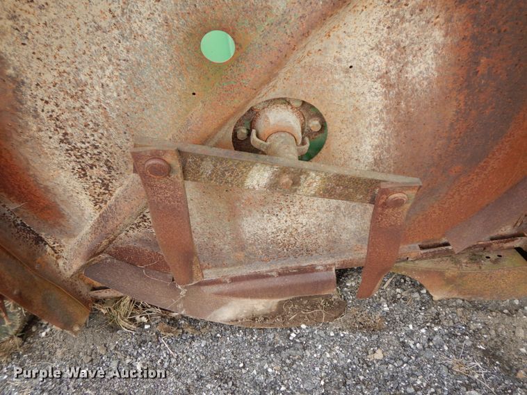 image for item IL9272 John Deere 1508  batwing rotary mower