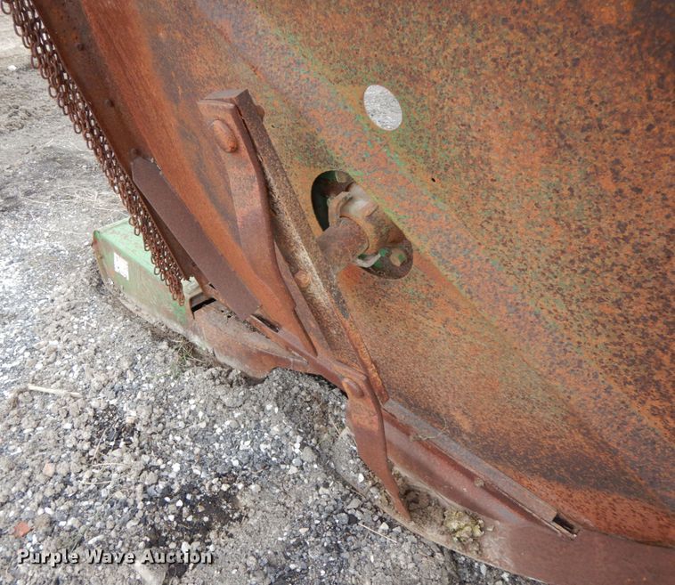 image for item IL9272 John Deere 1508  batwing rotary mower
