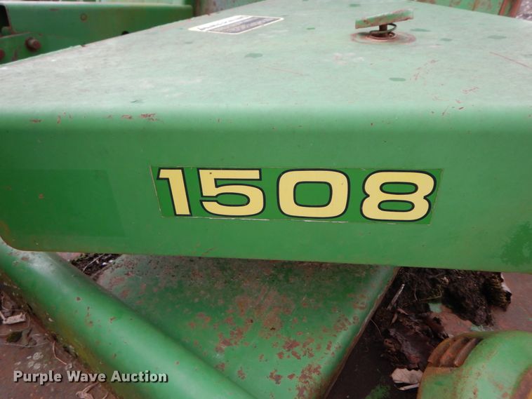 image for item IL9272 John Deere 1508  batwing rotary mower
