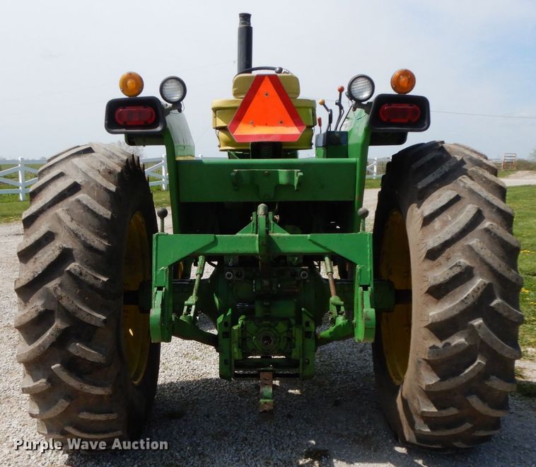 image for item IL9280 1973 John Deere 4430  tractor