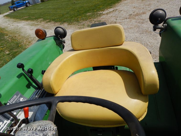 image for item IL9280 1973 John Deere 4430  tractor