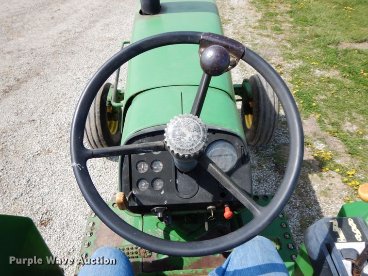 image for item IL9280 1973 John Deere 4430  tractor