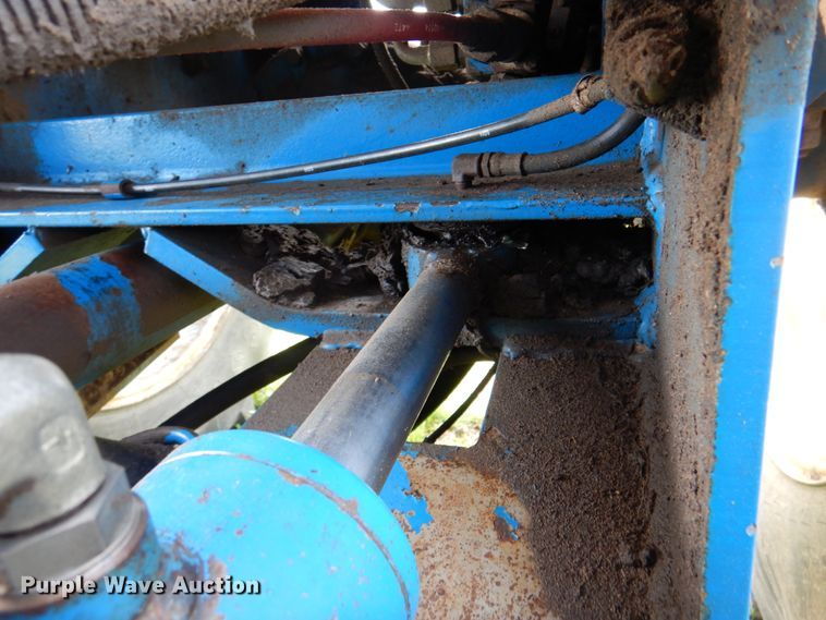 image for item IQ9279 1989 Ford 876 Versatile  4WD tractor