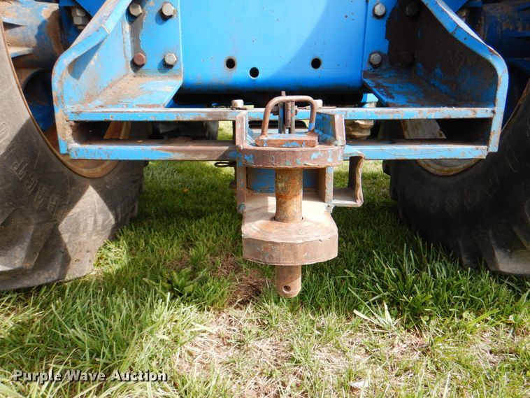 image for item IQ9279 1989 Ford 876 Versatile  4WD tractor