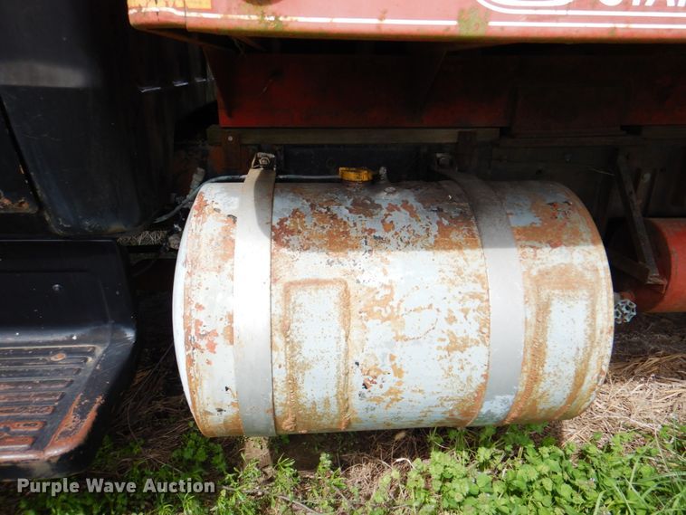image for item IQ9283 1968 Chevrolet C60  grain truck