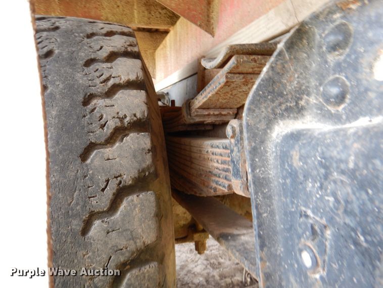 image for item IQ9283 1968 Chevrolet C60  grain truck