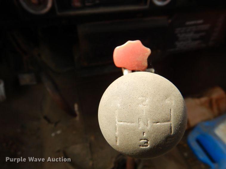 image for item IQ9283 1968 Chevrolet C60  grain truck