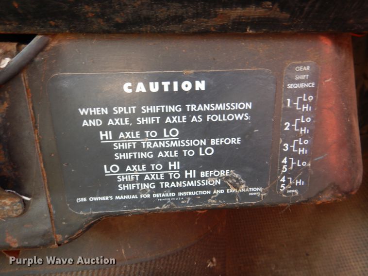 image for item IQ9283 1968 Chevrolet C60  grain truck