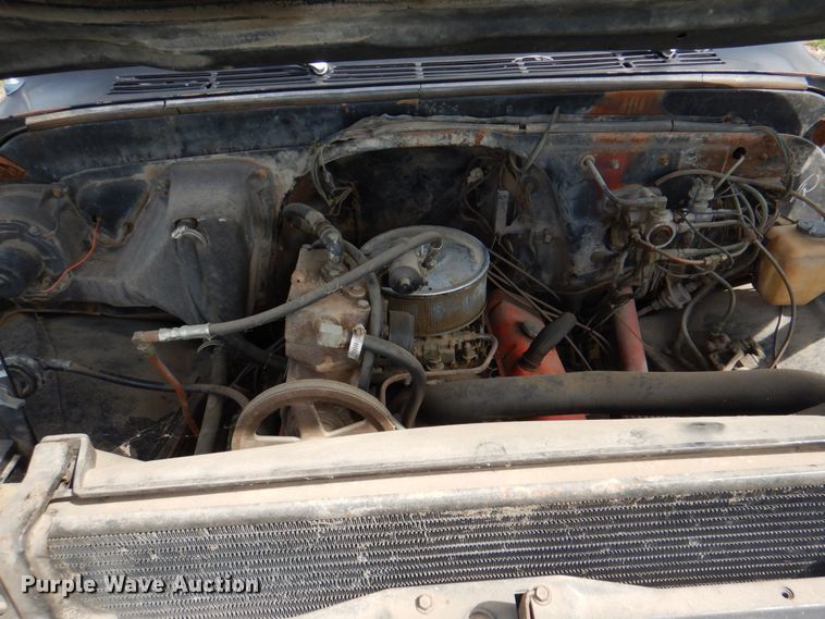 image for item IQ9283 1968 Chevrolet C60  grain truck