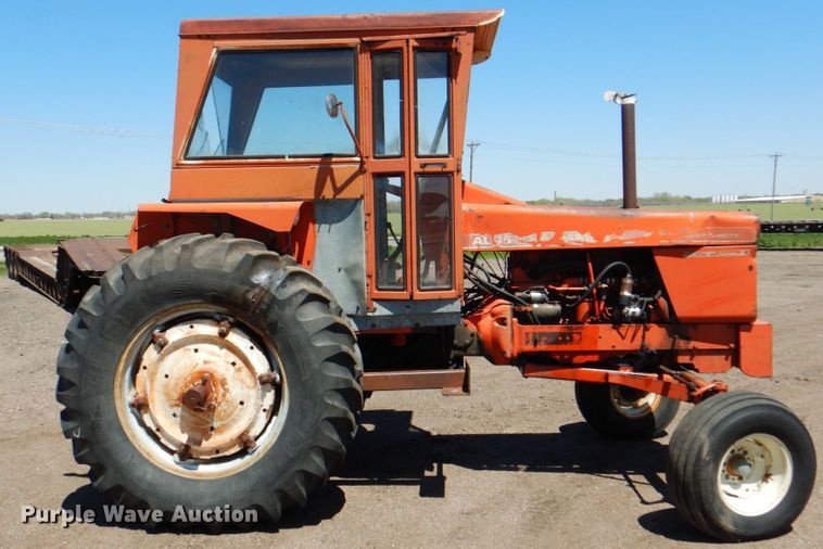 image for item IQ9313 Allis Chalmers 190XT Series III  tractor