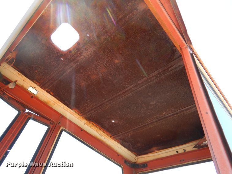 image for item IQ9313 Allis Chalmers 190XT Series III  tractor