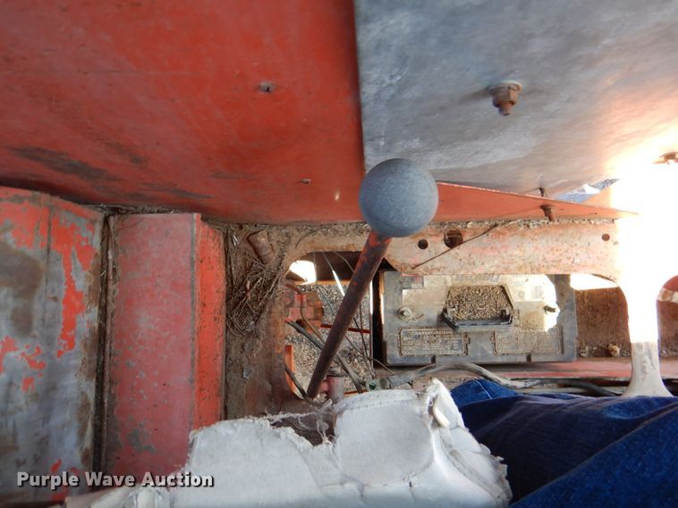 image for item IQ9313 Allis Chalmers 190XT Series III  tractor