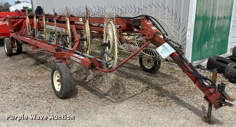 image for item IR9891 H&S BF14HC hay rake