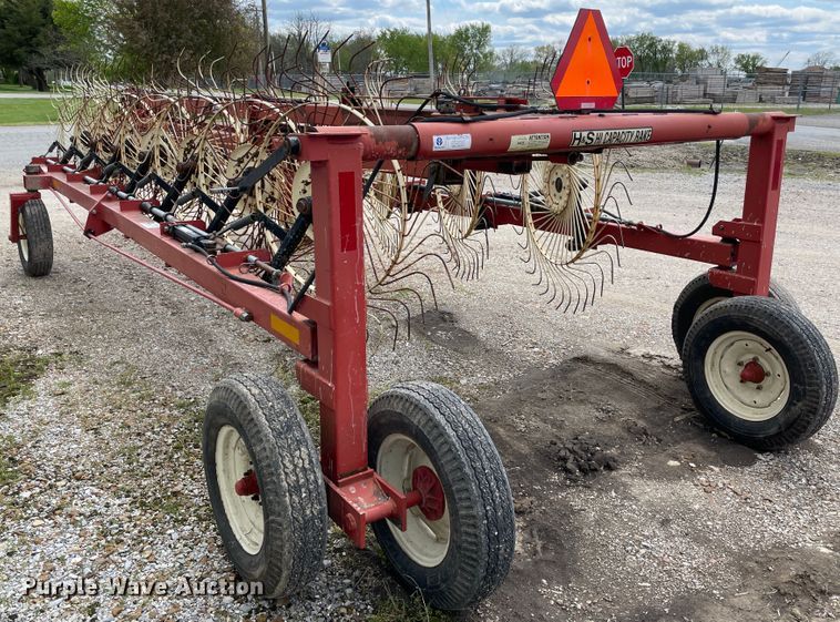 image for item IR9891 H&S BF14HC hay rake
