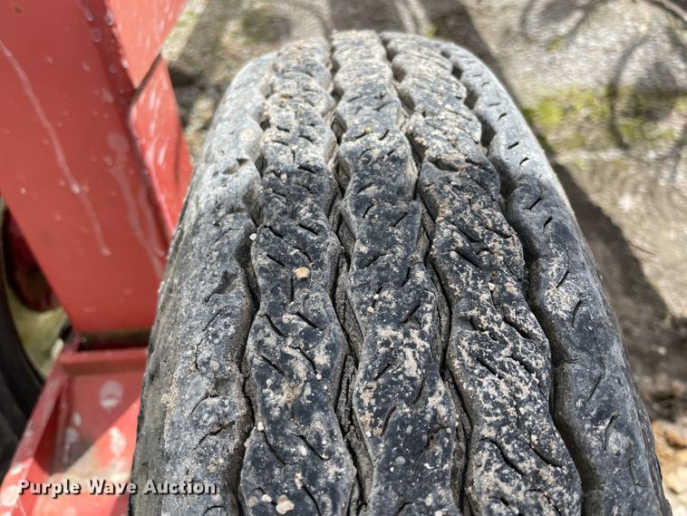 image for item IR9891 H&S BF14HC hay rake