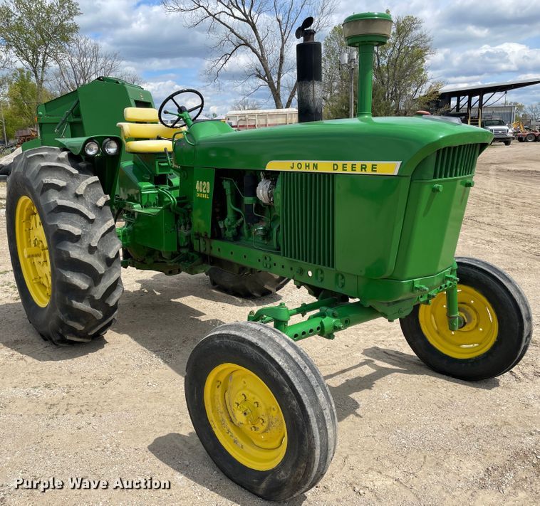 image for item IR9895 1964 John Deere 4020  tractor
