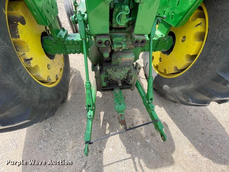 image for item IR9895 1964 John Deere 4020  tractor