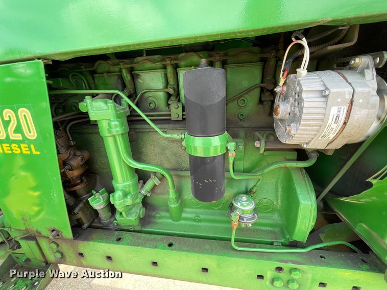 image for item IR9895 1964 John Deere 4020  tractor