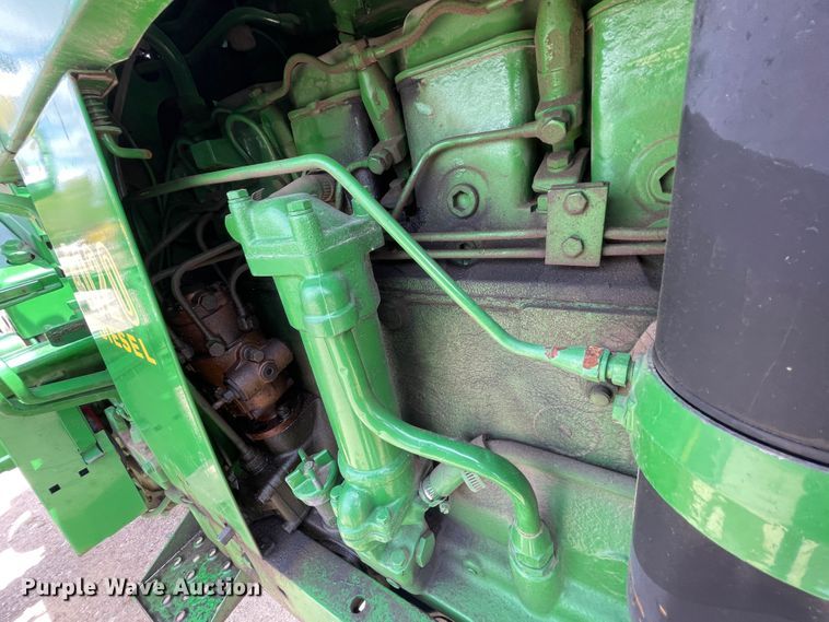 image for item IR9895 1964 John Deere 4020  tractor