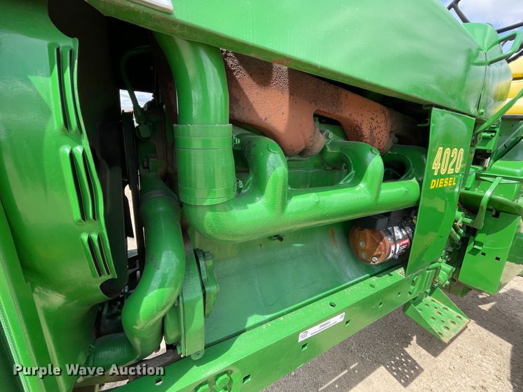 image for item IR9895 1964 John Deere 4020  tractor