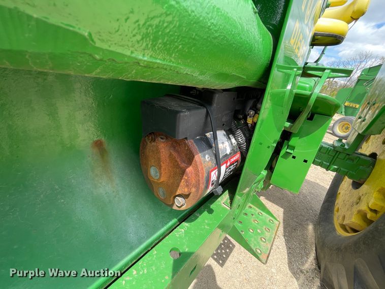 image for item IR9895 1964 John Deere 4020  tractor