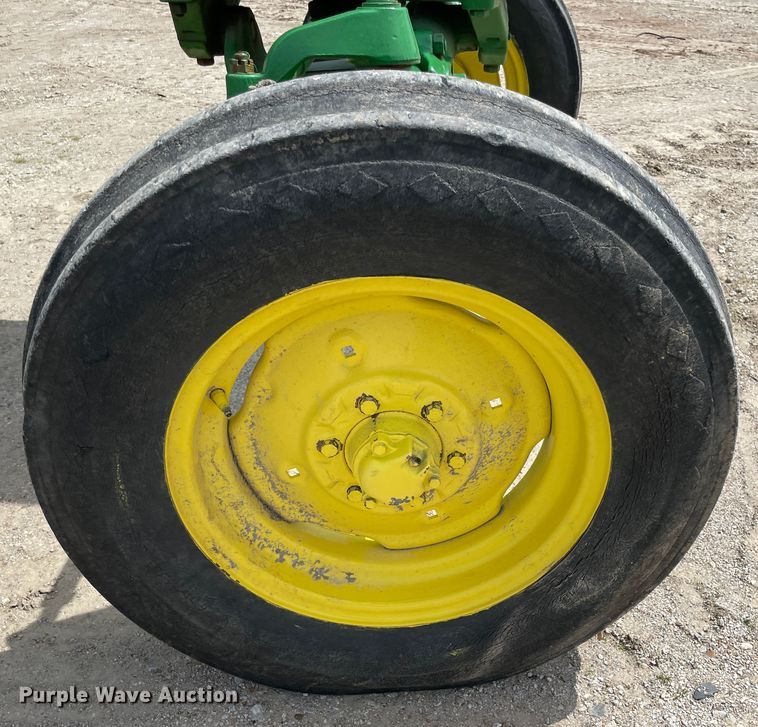 image for item IR9895 1964 John Deere 4020  tractor