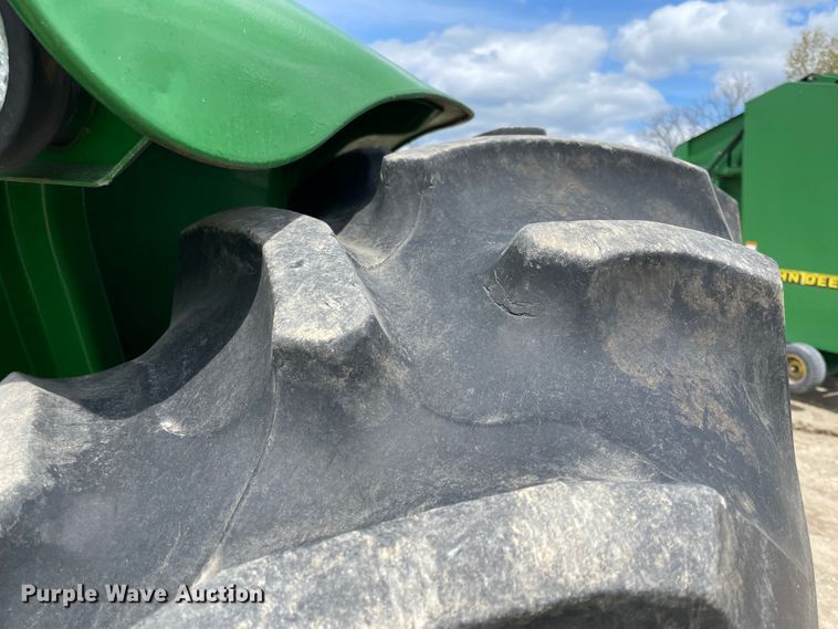 image for item IR9895 1964 John Deere 4020  tractor