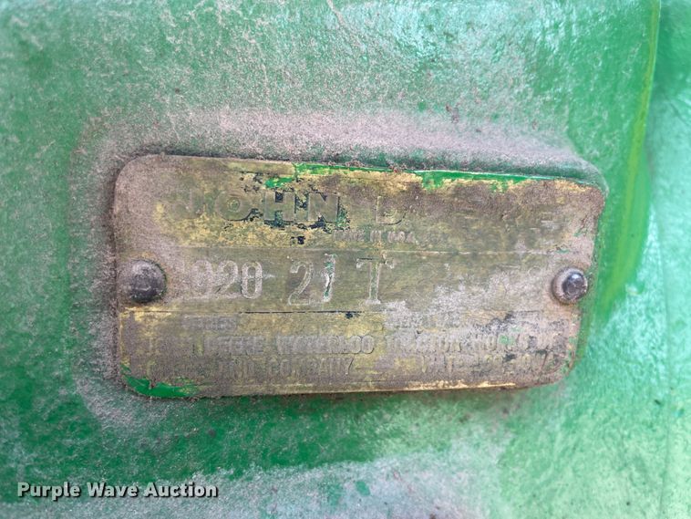 image for item IR9895 1964 John Deere 4020  tractor