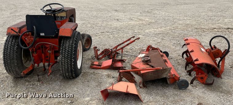 image for item IR9907 Case 440  garden tractor