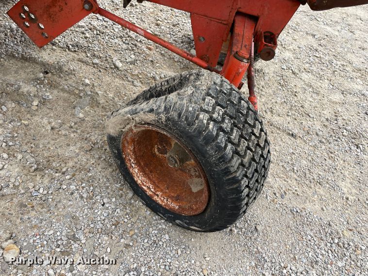 image for item IR9907 Case 440  garden tractor