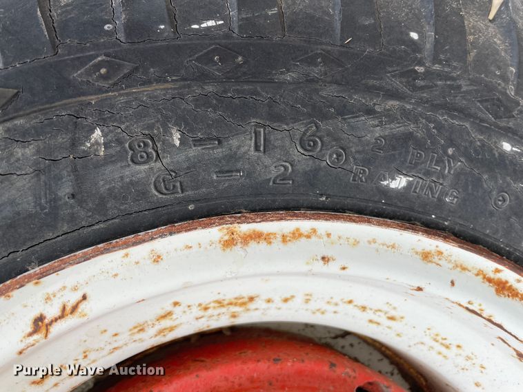 image for item IR9907 Case 440  garden tractor