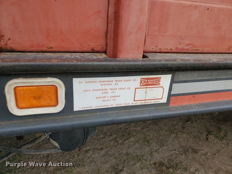 image for item IX9837 1977 Chevrolet C65  grain truck