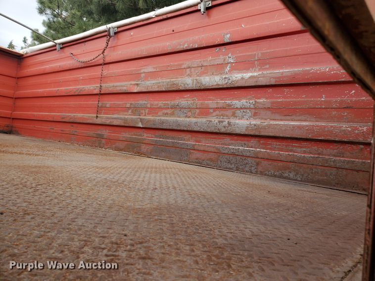 image for item IX9837 1977 Chevrolet C65  grain truck