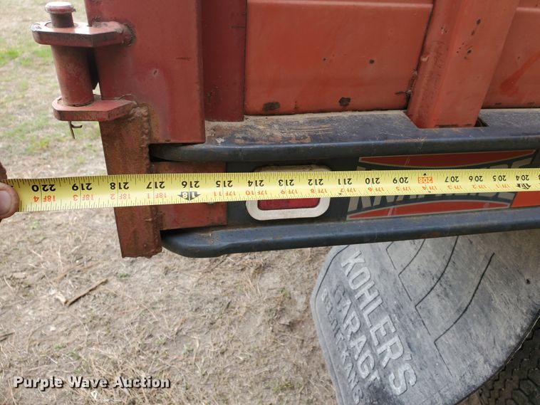 image for item IX9837 1977 Chevrolet C65  grain truck