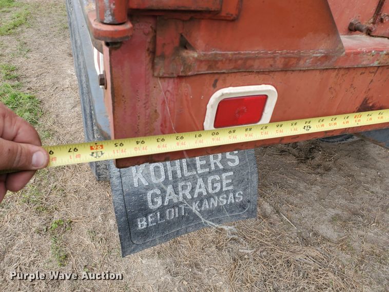 image for item IX9837 1977 Chevrolet C65  grain truck